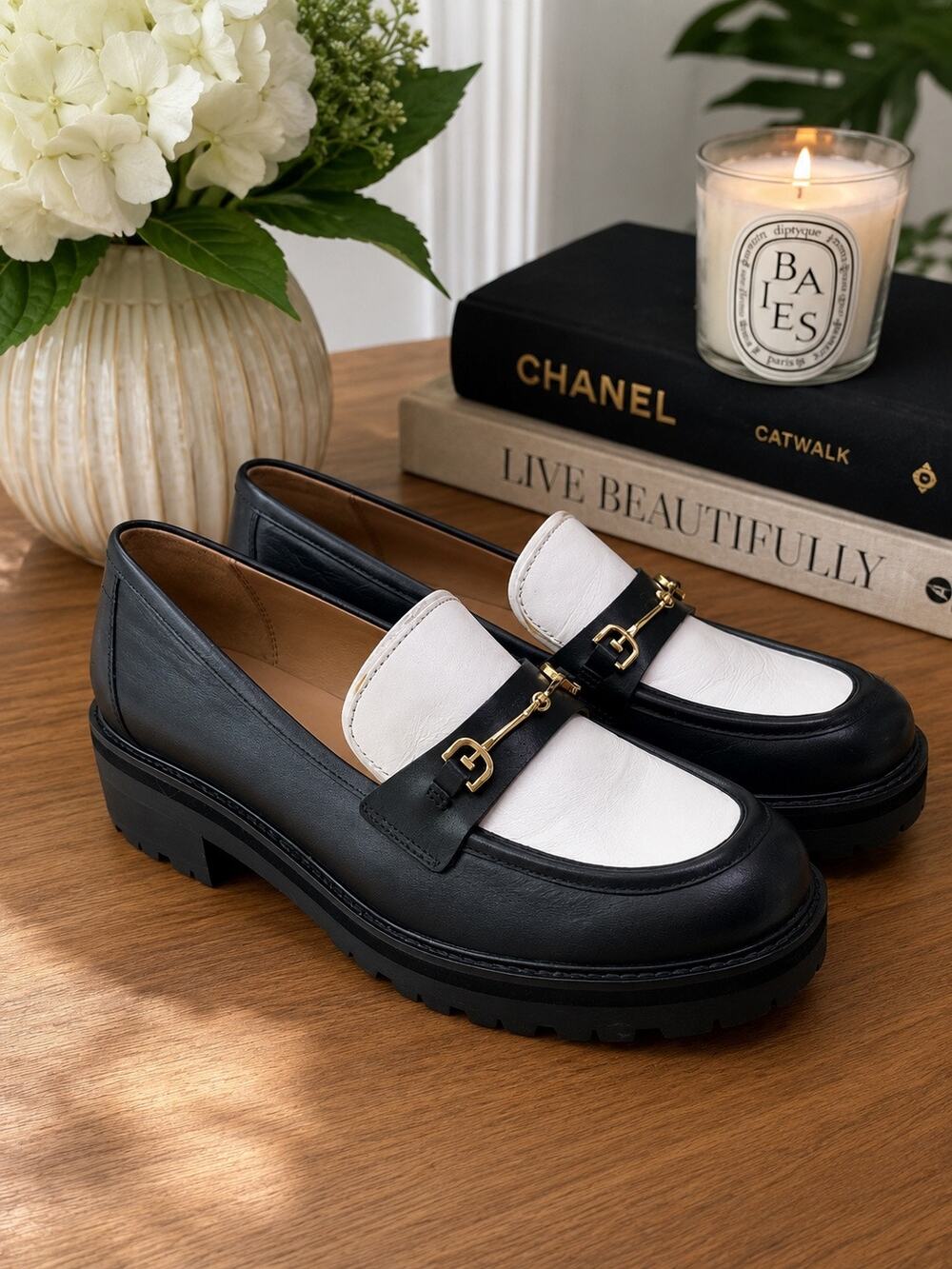 Sam Edelman Tully Black/White Slip On Loafers Chunky Lug Sole Almond Toe Size 9